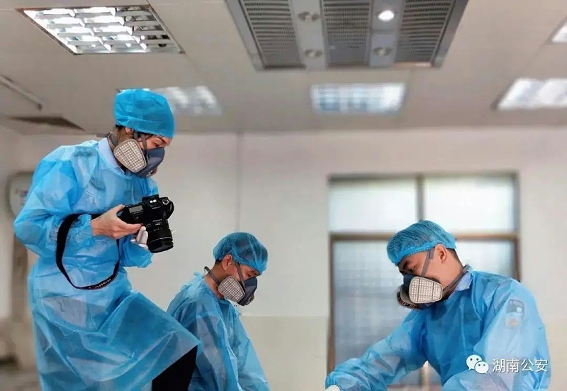 法醫(yī)解剖 實景.webp