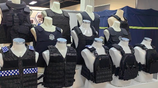 防刺服大揭秘！防護(hù)加戰(zhàn)術(shù)，雙重保障